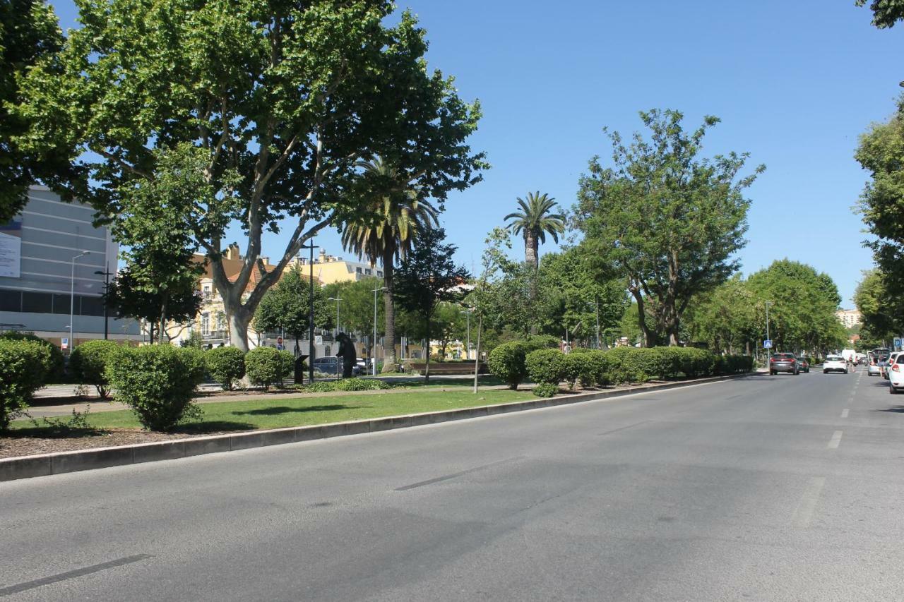 Apart Baia Do Sado I Setubal Exterior photo